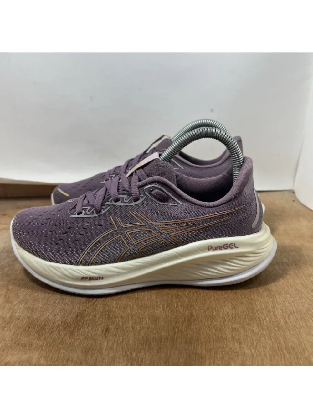 Asics Gel Cumulus 26 Women Size 7 Purple 1012B599 Running Shoes Sneakers